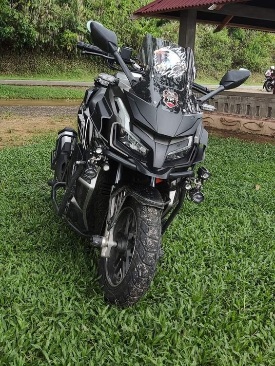 Honda ADV 150 Modified Black