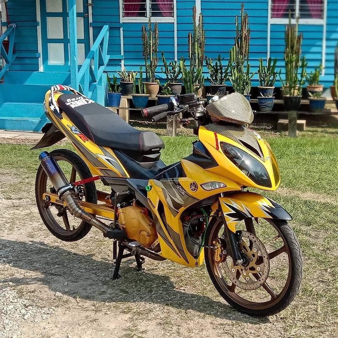 Motor X1R Modified Kuning