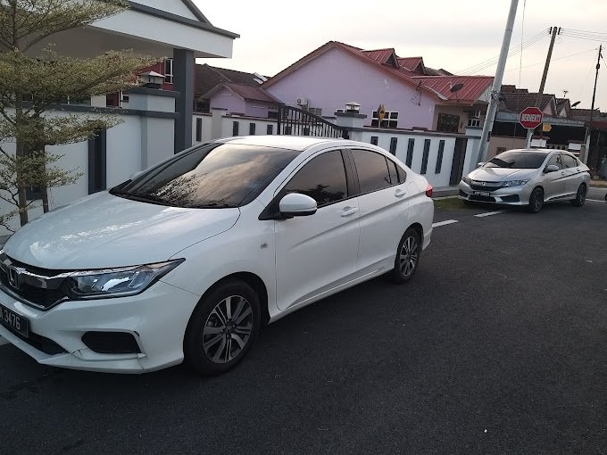 Kereta Sewa Tanjung Agas Muar